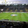 Das größte reine Fußballstadion Deutschlands bietet 81.365 Zuschauern Platz. Bei Länderspielen liegt die Kapazität des Signal-Iduna-Parks in Dortmund bei "nur" 66.099 Plätzen.  