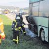 Bus gerät in Brand – Stau auf der A 8