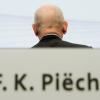 Damals noch Aufsichtsratsvorsitzender der Volkswagen AG: Ferdinand Piëch am 13. Mai 2014 in Hannover vor Beginn der Hauptversammlung der Volkswagen AG.