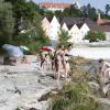 Der Lechstrand unterhalb des Lechwehrs in Landsberg.