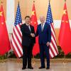 Im vergangenen Jahr kamen US-Präsident Joe Biden (r.) und der chinesische Staatschef Xi Jinping beim G20-Gipfel zusammen.