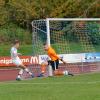 Zweimal konnte Bobingens Florian Gebert den Heimertinger Torhüter Florian Egle überwinden, doch am Ende setzte es trotzdem eine 2:3-Heimniederlage für den TSV. 	