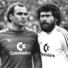 Gute Freunde kann niemand trennen: Uli Hoeneß (links) und Paul Breitner im Jahr 1984. 	