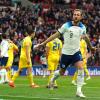 Englands Star Harry Kane jubelt nach seinem Treffer gegen die Ukraine.
