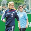 Tanja Wörle, Erstliga-Fußballerin des FC Bayern München, zog sich einen Kreuzbandriss zu. Unser Archivbild zeigt sie im Rahmen einer DFB-Aktion beim Training mit Augsburger Schülerinnen. 