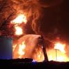 Eine Lagerhalle der Firma Zill in Lauingen ist in der Silvesternacht abgebrannt. 