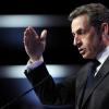 Noch liegt Herausforderer Hollande in Umfragen vorn, doch Sarkozy holt auf. Foto: Guillaume Horcajuelo dpa