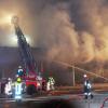 In Edelstetten ging eine Scheune mit Getreidespeicher in Flammen auf. Der Schaden wird derzeit auf rund 300.000 Euro geschätzt. 