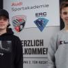 Wollen sich ihren Traum vom "Eishockey-Profi" mithilfe der Audi Sportakademie erfüllen: Aleksei Ermakow (links) und Nils Wegner (rechts).