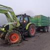 Der Traktor war nach dem Unfall auf der Donaubrücke bei Marxheim nicht mehr fahrbereit.