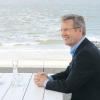 Ob zum Sommerinterview auf Norderney (im Bild) oder zum privaten Urlaub auf Sylt – Christian Wulff zieht es immer wieder ans Meer.   