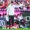 Münchens Trainer Thomas Tuchel gestikuliert.