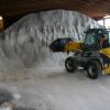 Der Kreisbauhof ist fit für den Winterdienst. 850 Tonnen Salz lagern auf dem Gelände in Unterroth. 