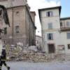 Schwere Schäden gibt es auch in der italienischen Stadt Camerino. Antonio Fiorention von der Osteria Albero Verde hat Freunde, die dort studiert haben. Sie sind nun erst einmal nach Hause gefahren.  	 	