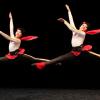 Tanz mit Perfektion zeigten Veronika Jungblut, Elena Baumann und Katja Gaus bei einem ihrer Auftritte in Fürstenfeldbruck. Foto: Olga Moser