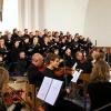 Das Symphonieorchester Stadtbergen und der „Chaplain“-Chor traten gemeinsam in der Maria-Hilf-Kirche auf. 