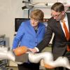 Bundeskanzlerin Angela Merkel zu Besuch bei Kuka in  Augsburg.