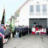 Pater Nazareth segnete das neue Feuerwehrhaus in Beuerbach. Die Wehren vom Abschnitt acht feierten mit der Feuerwehr Beuerbach die Einweihung. Fotos: Herzog
