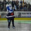 Seit dieser Saison ist bei den Spielen des HC Landsberg in der Eishockey-Bayernliga das Maskottchen Frosty bei Heimspielen mit dabei. Foto: Thorsten Jordan