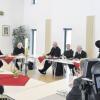 Reges Medieninteresse herrschte am letzten Tag der Konferenz der bayerischen Bischöfe in Wemding. Mehrere Kamerateams waren vor Ort, als Kardinal Marx (links) über die Ergebnisse der Tagung informierte. 