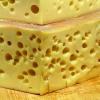 Eine Käserei aus Wangen im Allgäu ruft ihren Bio-Weichkäse zurück. Er könnte mit Listerien befallen sein. (Symbolfoto)