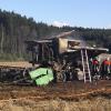 80 Feuerwehrleute kämpften gegen einen Mähdrescherbrand im Biberbacher Ortsteil Feigenhofen.