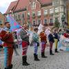 Viele Besucher aus Mindelheim und Umgebung haben sich die italienischen Fahnenschwinger am zweiten Frundsbergfest-Wochenende angeschaut.