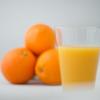 Eine Orange deckt zwei Drittel des Tagesbedarfs an Vitamin C. 