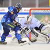 Einmal verwandelt, einmal gescheitert: Kris Foucault brachte einen seiner zwei Penaltys im Tor von Nürnbergs Goalie Niklas Treutle unter. Am Ende reichte es für den ERC Ingolstadt zu einem Punkt. 