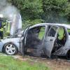 Auf einem Hof zwischen Osterberg und Oberroth ist am Montagnachmittag ein Auto in Flammen aufgegangen. Verletzt wurde niemand.