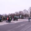 Schon früh machten sich Landwirte aus dem Landkreis auf den Weg nach Nördlingen zum Protest. Der Verkehr staute sich auf der B25 und in der Innenstadt. Über 1000 Traktoren waren auf der Kaiserwiese.