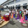 Das Schulfest in Ettringen bot viel Abwechslung. Der Schulchor unter der Leitung von Karin Hartig sang  verschiedene Lieder.
