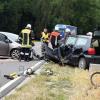 Bei einem tödlichen Unfall mit zwei Autos zwischen Thierhaupten und Münster ist eine 28-Jährige gestorben. 
