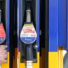 Der ADAC fordert trotz des neuen Benzins E10, das alte Super zu akzeptablen Preisen anzubieten.