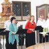 Einen interessanten und begeisternden Einblick in die Welt einer besonderen Liedform gab das Madrigal-Ensemble unter Leitung von Helmut Maschke (rechts) bei einem Konzert im historischen Kapitelsaal des Klosters Thierhaupten. 