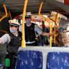 Die Ulmer Polizei kontrolliert bei einem Großeinsatz die Einhaltung der Maskenpflicht in Bus und Bahn.  	