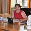 Eine Frau am Amtstisch des Landratspostens – das ist neu. Claudia Marb vertritt aktuell Landrat Stefan Rößle. Sie ist die erste weibliche Vizelandrätin. 