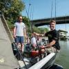 Urlaub auf dem Motorboot: Für Thomas Schedlbauer (links) und Tobias Oppacher ist es ein Gefühl von Freiheit. 