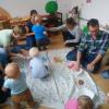 Familienstützpunkte sollen ein niederschwelliges Angebot darstellen. Dieser hier in Buchloe bietet Eltern-Kind-Spielgruppen an.