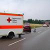 Zwei Verletzte und 15500 Euro Sachschaden waren die Bilanz eines Verkehrsunfalls am Mittwochmorgen auf der B16 kurz vor der Zeller Kreuzung. 	