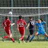 Viele Torraumszenen gab es im Topspiel zwischen dem TSV Friedberg und dem BC Aichach. Matchwinner für den BCA war Marcus Wehren (Mitte)