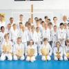 Als erfolgreiche Nachwuchs-Kampfsportler haben diese Kinder, Jugendliche und Erwachsene ihre Taekwondo-Leistungsprüfung beim SC Vöhringen abgelegt.  
