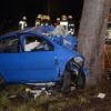 Eine 54-jährige Frau prallte mit ihrem Auto gegen einen Baum. Sie starb.