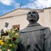 Der Franziskanermönch Junípero Serra soll vom Papst heiliggesprochen werden. Doch die Heiligkeit des Missionars ist stark umstritten.