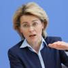 Arbeits- und Sozialministerin Ursula von der Leyen hat im Streit um die Frauenquote eingelenkt.