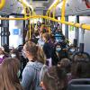Kinder, die normalerweise mit Bussen der Firma Osterrieder zur Schule kommen, brauchen für Freitag eine alternative Beförderungsmöglichkeit. 