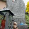 Auf einem Friedhof in Nordhalben (Landkreis Kronach) steht der Grabstein der damals 9-jährigen Peggy Knobloch aus Lichtenberg. Das Mädchen ist seit dem 07.05.2001 vermisst. Die Leiche wurde nie gefunden. 