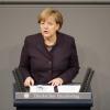 Bundeskanzlerin Merkel lässt sich vom Druck der eigenen Partei nicht beirren. Sie möchte keine Obergrenze für Flüchtlinge einführen. 