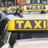 Ein Taxifahrer, der von einem Fahrgast verprügelt worden war, ist nun um 1000 Euro reicher.