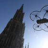 Auch die Ulmer Stadtverwaltung setzt hin und wieder eine Drohne am Ulmer Münster ein. Sie soll der Abteilung Vermessung die Arbeit erleichtern.